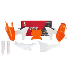 Kit plastiques +...