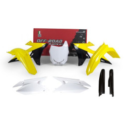 Kit plastiques +...